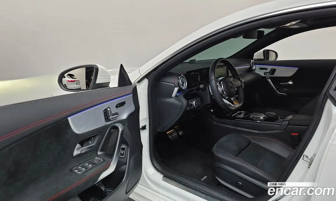 Mercedes-Benz CLA-Class 2023 2.0 автомат (гидро), фото 10