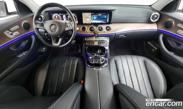 Mercedes-Benz E-Class 2016 2.0 автомат (гидро), миниатюра 7