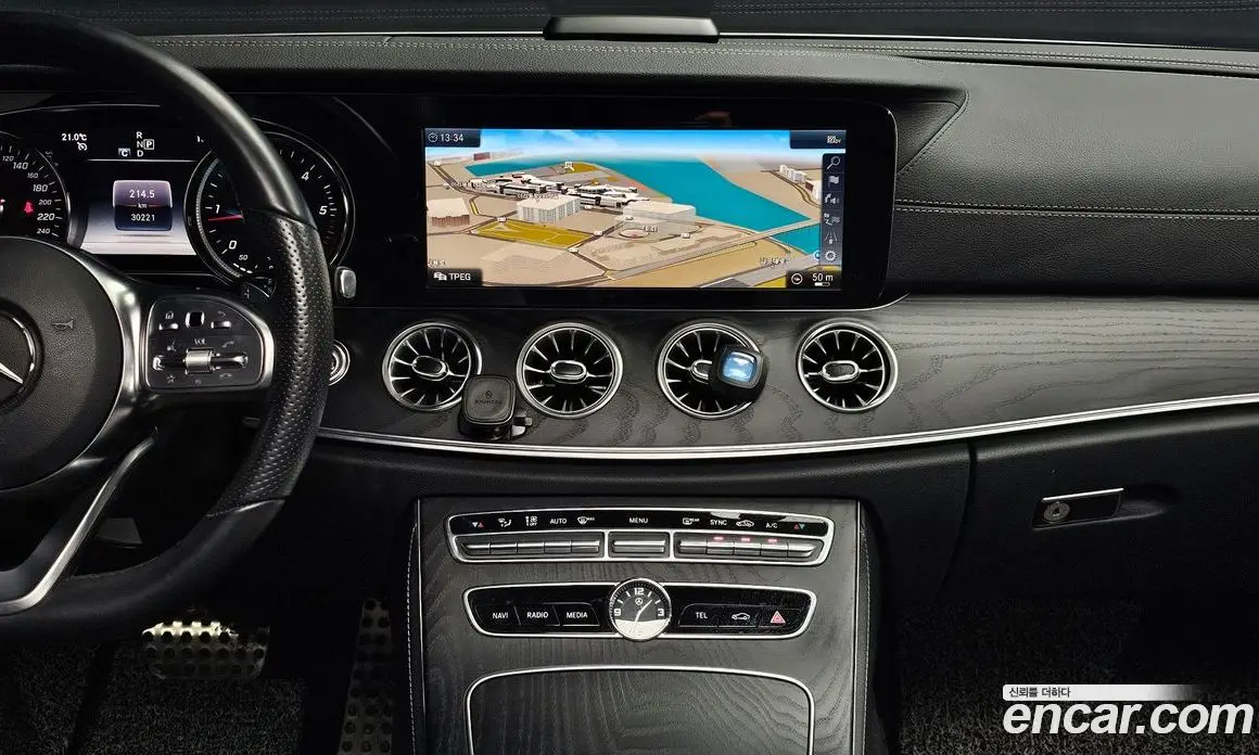 Mercedes-Benz E-Class 2019 1.9 автомат (гидро), фото 17 Mercedes-Benz E-Class 2019 1.9 автомат (гидро), фото 17