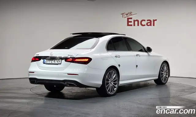 Mercedes-Benz E-Class, 2022, 48 166 км