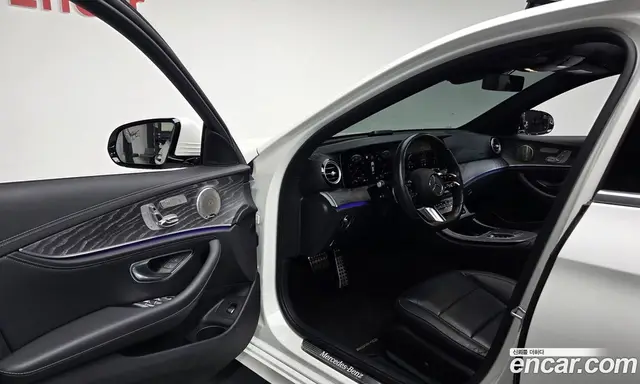 Mercedes-Benz E-Class 2022 2.0 автомат (гидро), миниатюра 11