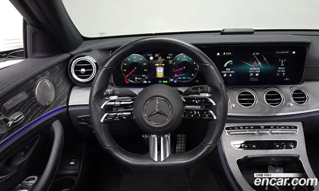 Mercedes-Benz E-Class 2022 2.0 автомат (гидро), миниатюра 12