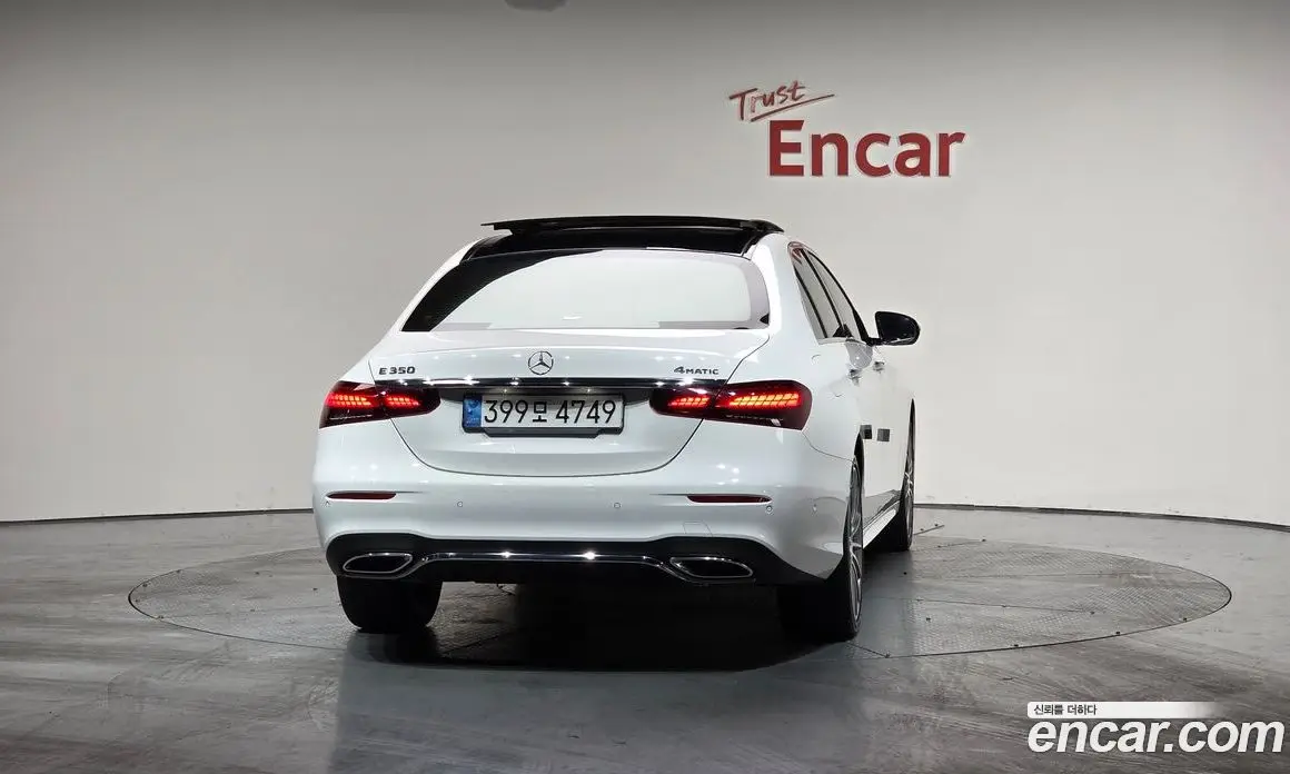 Mercedes-Benz E-Class 2022 2.0 автомат (гидро), фото 3