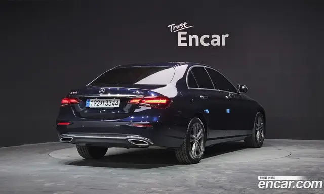 Mercedes-Benz E-Class 2022 2.0 автомат (гидро), миниатюра 2 Mercedes-Benz E-Class 2022 2.0 автомат (гидро), миниатюра 2
