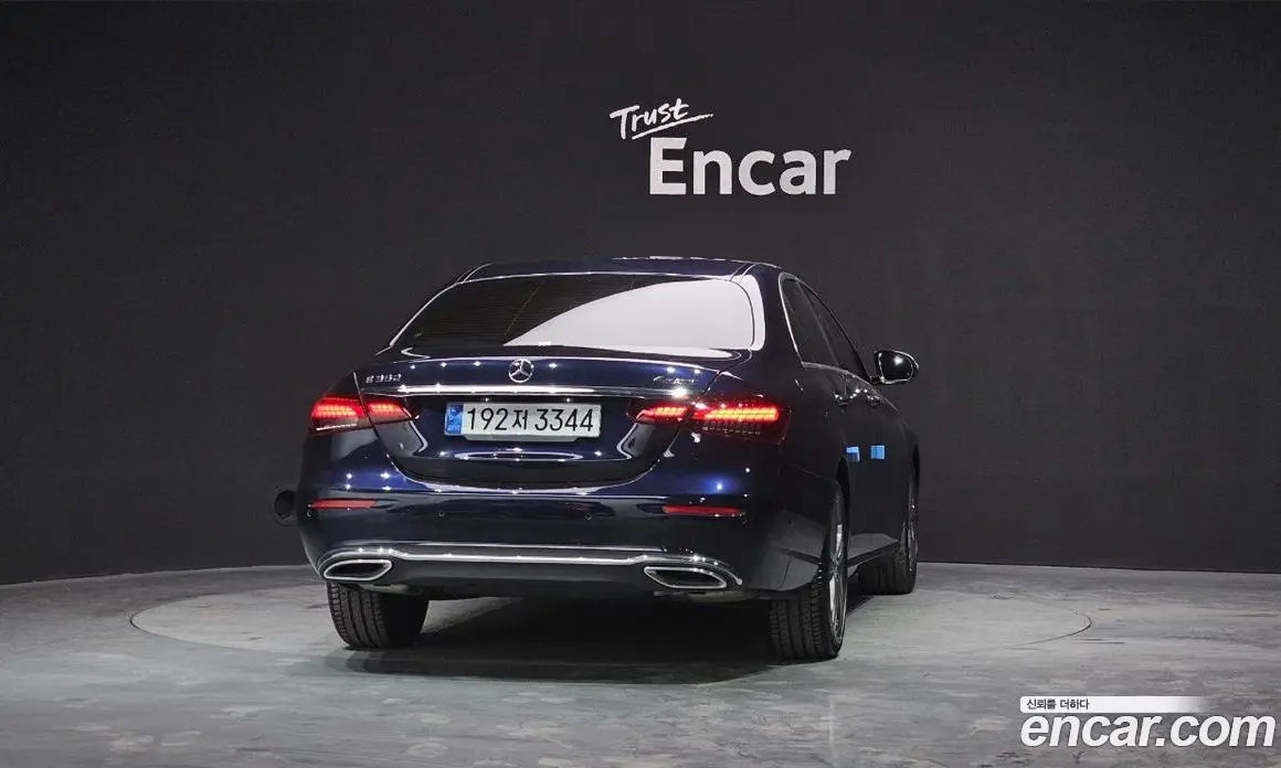 Mercedes-Benz E-Class 2022 2.0 автомат (гидро), фото 4 Mercedes-Benz E-Class 2022 2.0 автомат (гидро), фото 4