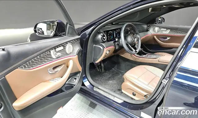 Mercedes-Benz E-Class 2022 2.0 автомат (гидро), миниатюра 10 Mercedes-Benz E-Class 2022 2.0 автомат (гидро), миниатюра 10