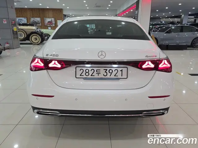 Mercedes-Benz E-Class 2025 3.0 автомат (гидро), миниатюра 4 Mercedes-Benz E-Class 2025 3.0 автомат (гидро), миниатюра 4