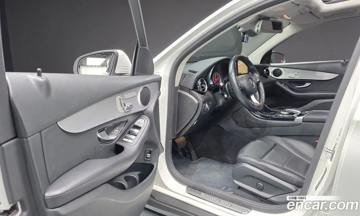 Mercedes-Benz GLC-Class 2016 2.1 автомат (гидро), фото 10 Mercedes-Benz GLC-Class 2016 2.1 автомат (гидро), фото 10