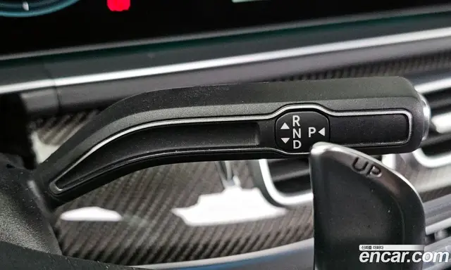 Mercedes-Benz GLE-Class 2023 3.0 автомат (гидро), миниатюра 9