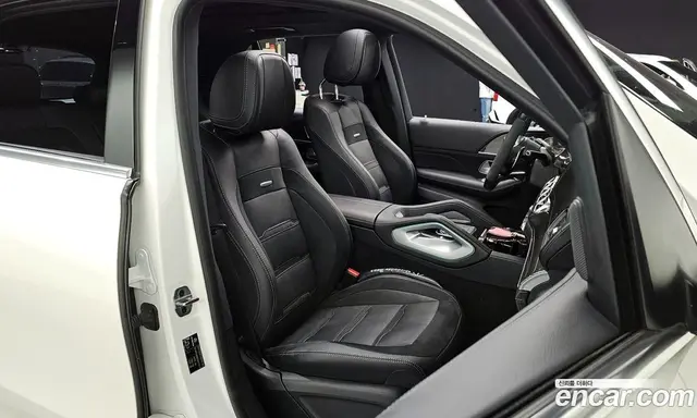 Mercedes-Benz GLE-Class 2023 3.0 автомат (гидро), миниатюра 10