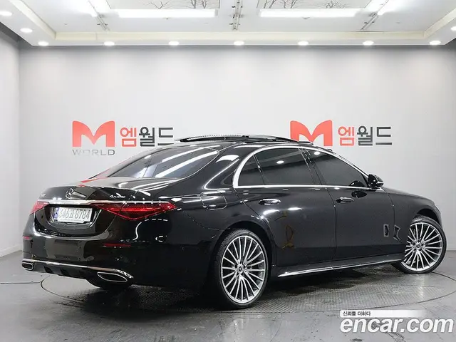 Mercedes-Benz S-Class 2024 3.0 автомат (гидро), миниатюра 3