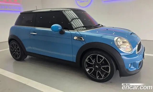 Mini Cooper 2012 2.0 автомат (гидро), миниатюра 2 Mini Cooper 2012 2.0 автомат (гидро), миниатюра 2