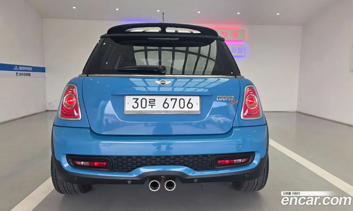Mini Cooper 2012 2.0 автомат (гидро), фото 8 Mini Cooper 2012 2.0 автомат (гидро), фото 8