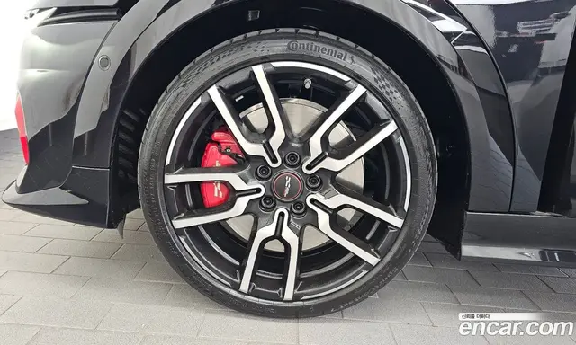 Mini Cooper Convertible 2025 2.0 автомат (гидро), миниатюра 5 Mini Cooper Convertible 2025 2.0 автомат (гидро), миниатюра 5