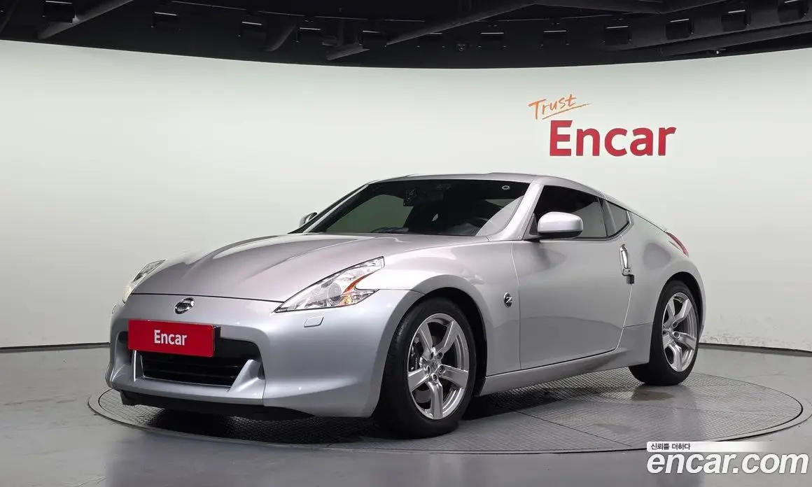 Nissan 370Z 2011 3.7 автомат (гидро), фото 1 Nissan 370Z 2011 3.7 автомат (гидро), фото 1