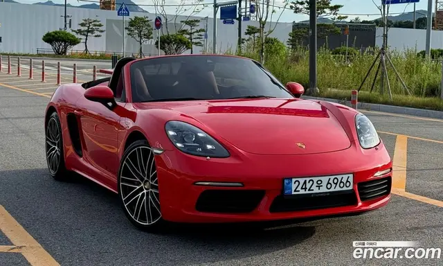 Porsche 718, 2016, 71 000 км