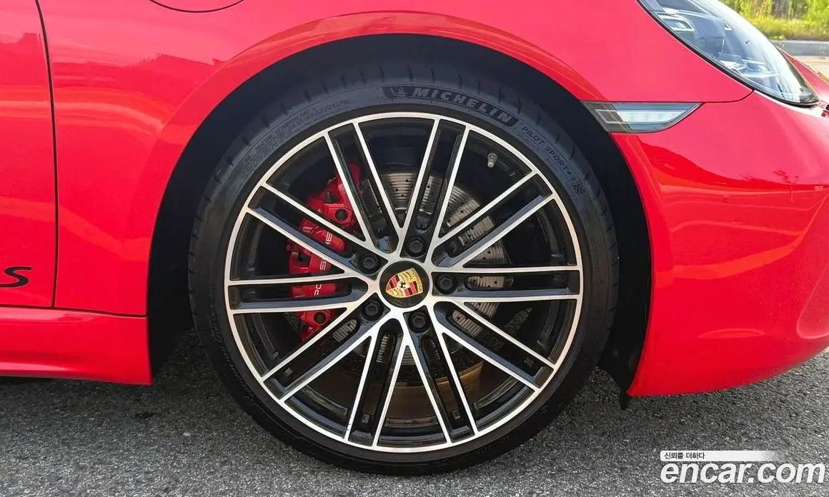 Porsche 718 2016 2.5 автомат (гидро), фото 19 Porsche 718 2016 2.5 автомат (гидро), фото 19