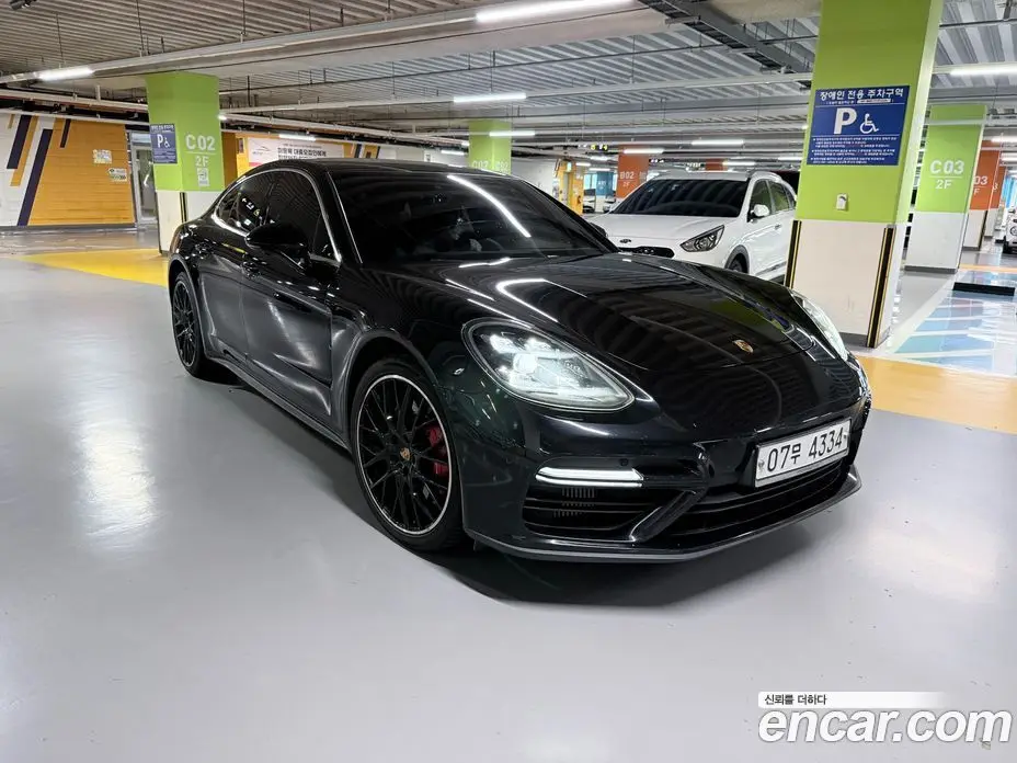 Porsche Panamera 2018 4.0 автомат (гидро), фото 2 Porsche Panamera 2018 4.0 автомат (гидро), фото 2