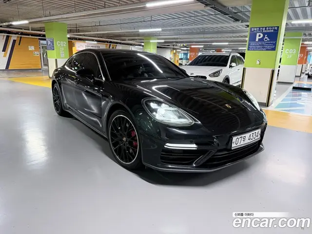 Porsche Panamera 2018 4.0 автомат (гидро), миниатюра 2 Porsche Panamera 2018 4.0 автомат (гидро), миниатюра 2