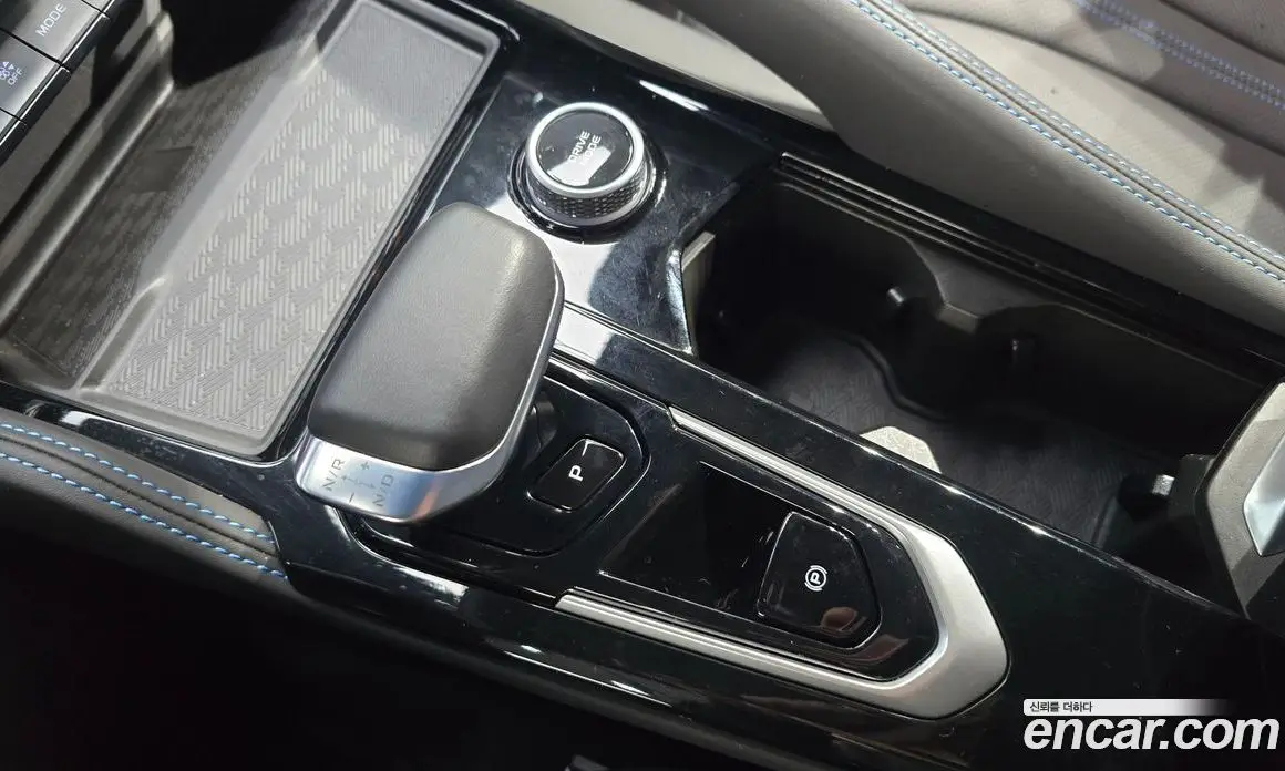 Renault (Samsung) Grand Koleos 2025 2.0 автомат (гидро), фото 9 Renault (Samsung) Grand Koleos 2025 2.0 автомат (гидро), фото 9