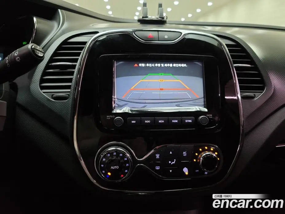Renault (Samsung) QM3 2015 1.5 автомат (гидро), фото 13 Renault (Samsung) QM3 2015 1.5 автомат (гидро), фото 13