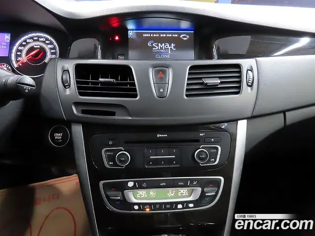 Renault (Samsung) SM5 2015 2.0 автомат (гидро), миниатюра 10 Renault (Samsung) SM5 2015 2.0 автомат (гидро), миниатюра 10