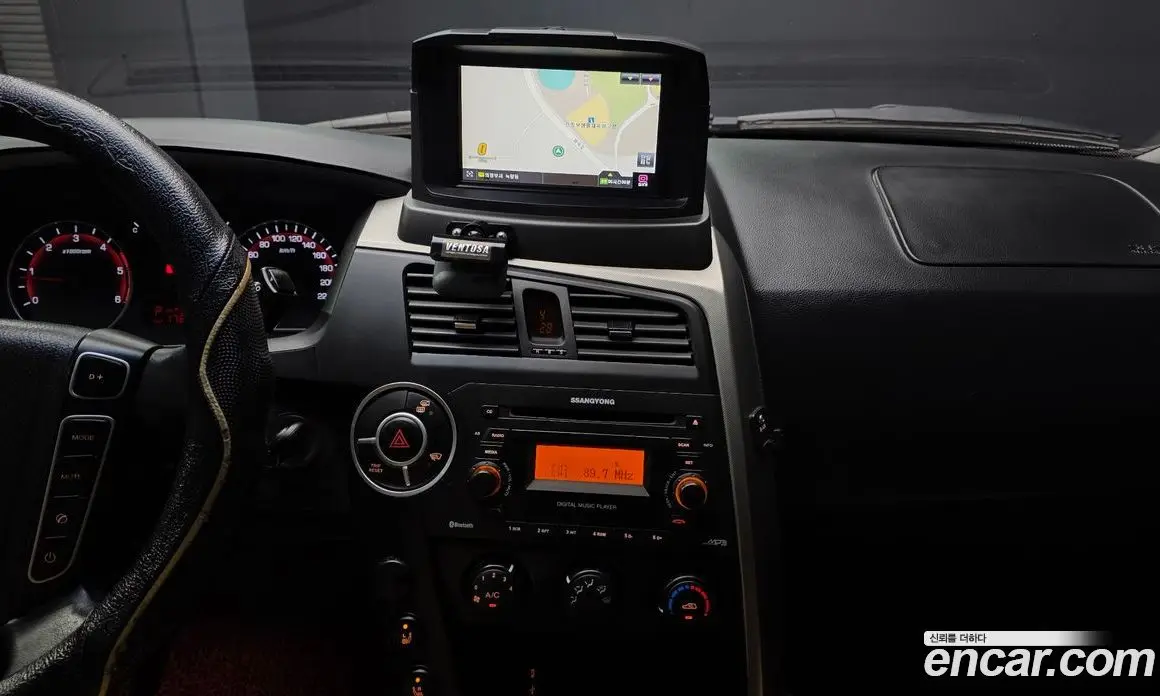 SsangYong Korando 2013 2.0 автомат (гидро), фото 14