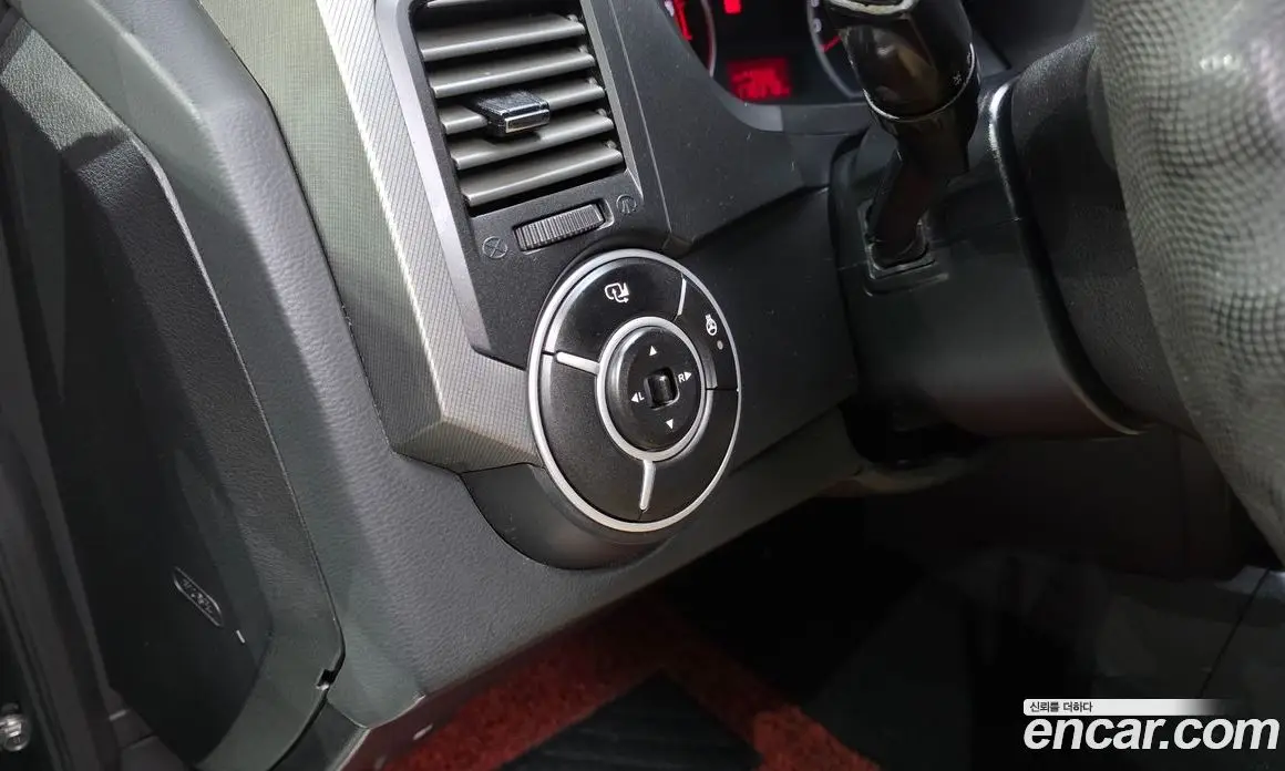 SsangYong Korando 2013 2.0 автомат (гидро), фото 18