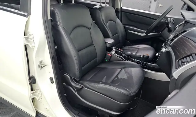 SsangYong Korando 2016 2.2 автомат (гидро), миниатюра 12