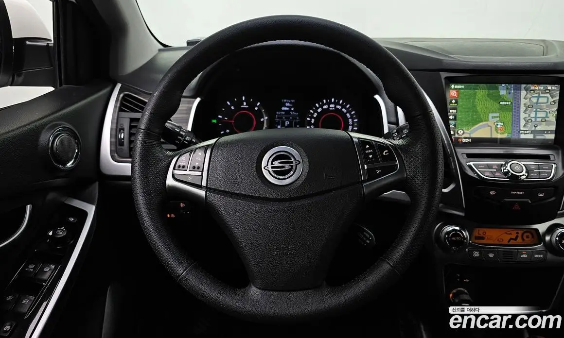 SsangYong Korando 2016 2.2 автомат (гидро), фото 14