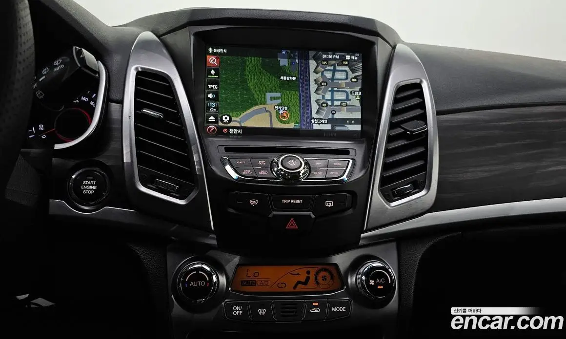 SsangYong Korando 2016 2.2 автомат (гидро), фото 15
