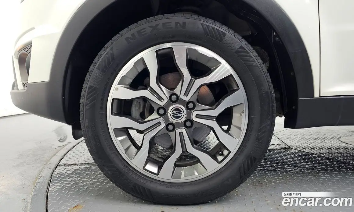 SsangYong Korando 2016 2.2 автомат (гидро), фото 5
