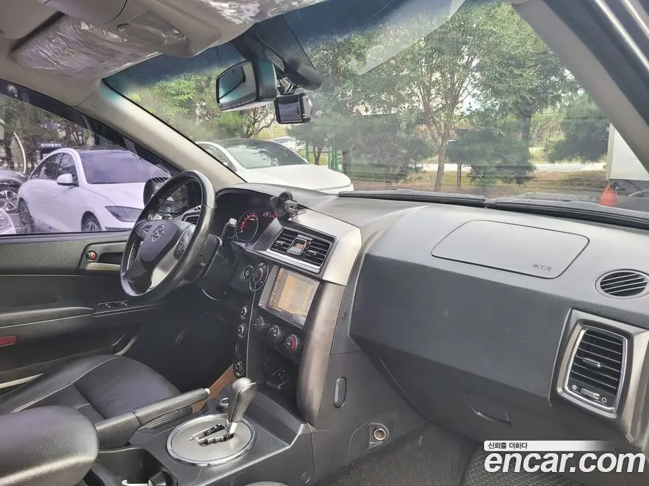 SsangYong Korando 2016 2.2 автомат (гидро), фото 13