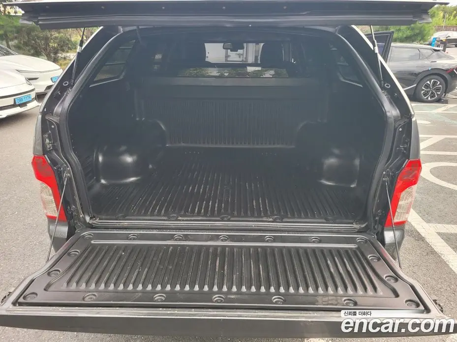 SsangYong Korando 2016 2.2 автомат (гидро), фото 19
