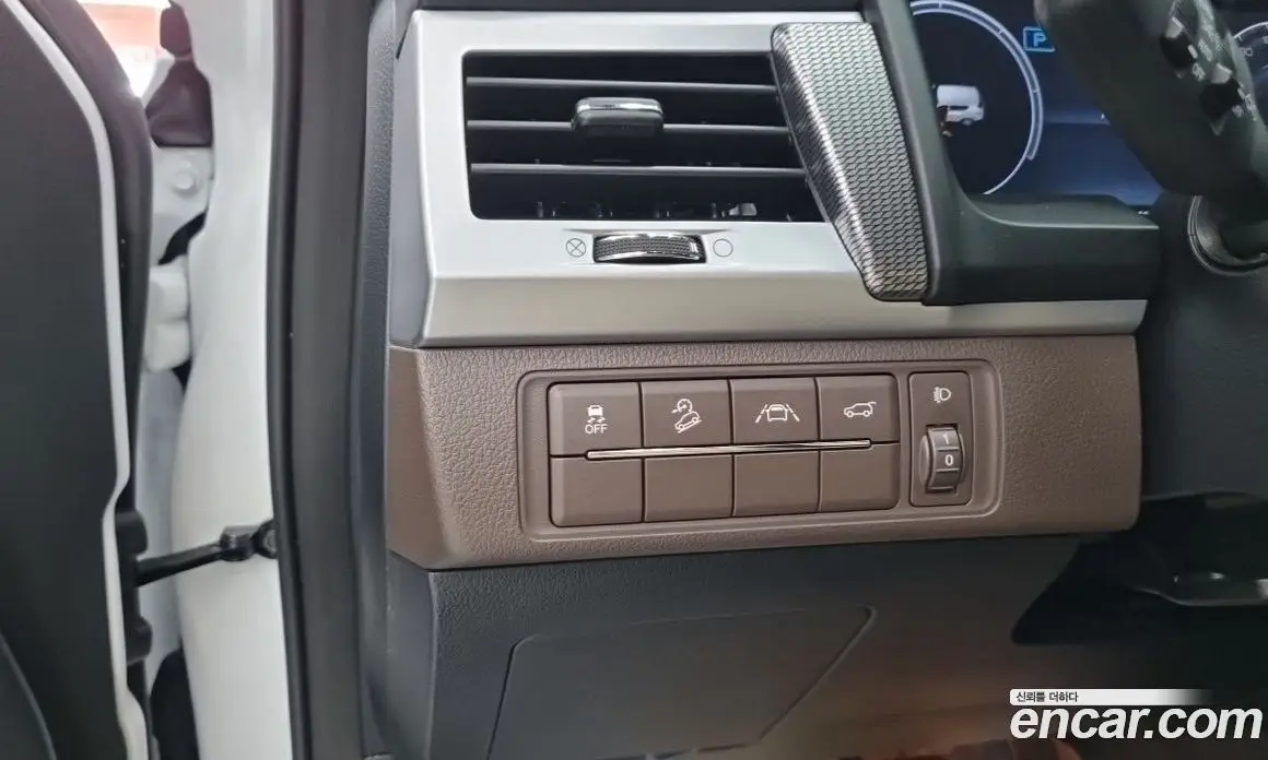 SsangYong Rexton 2023 2.2 автомат (гидро), фото 15