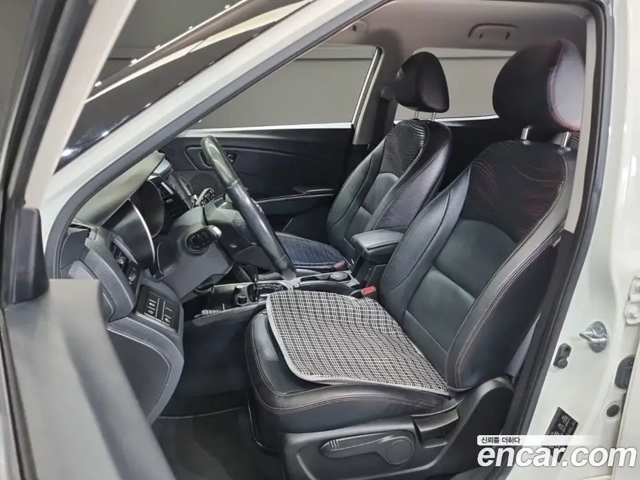 SsangYong TIBOLI 2016 1.6 автомат (гидро), фото 13