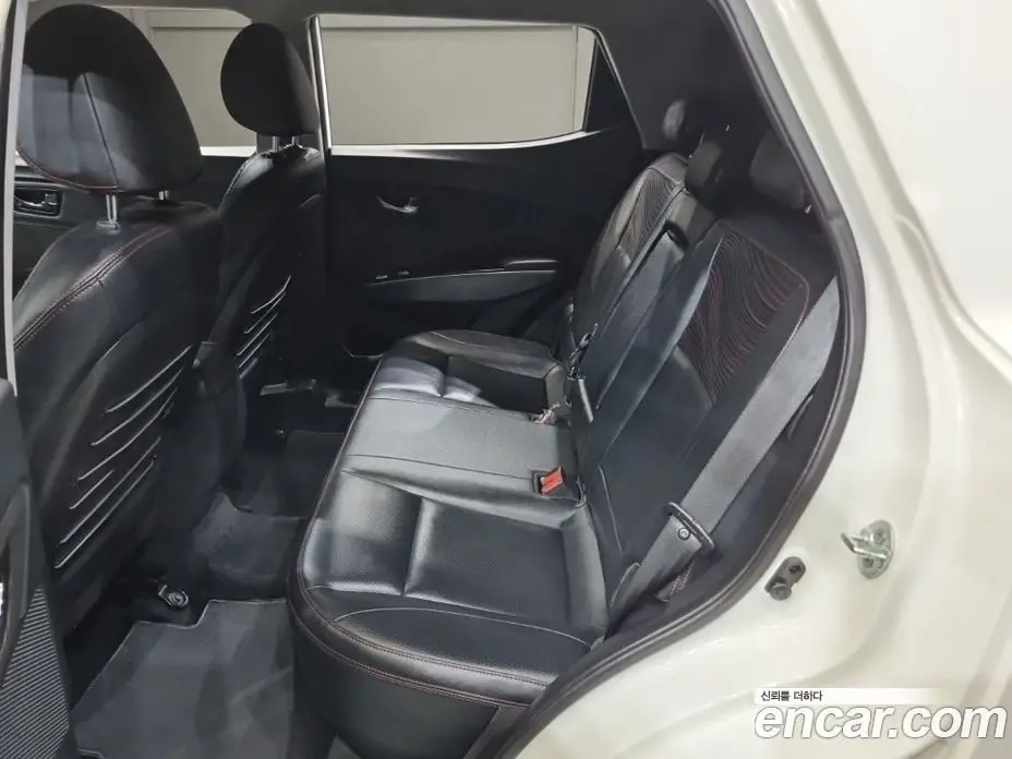 SsangYong TIBOLI 2016 1.6 автомат (гидро), фото 14