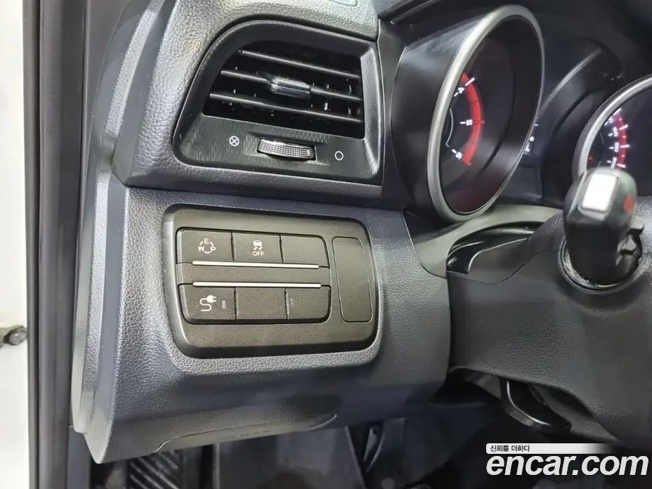 SsangYong TIBOLI 2016 1.6 автомат (гидро), фото 16