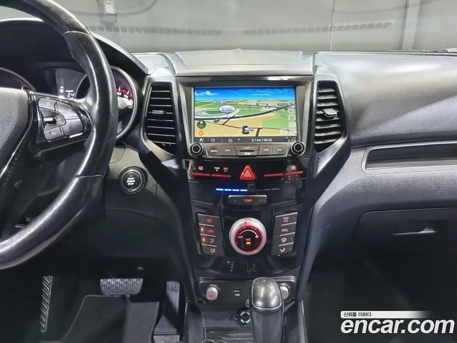 SsangYong TIBOLI 2016 1.6 автомат (гидро), фото 8