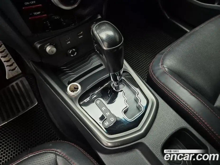 SsangYong TIBOLI 2016 1.6 автомат (гидро), фото 8