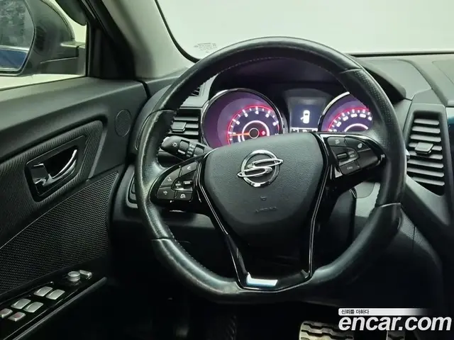 SsangYong TIBOLI 2016 1.6 автомат (гидро), миниатюра 9