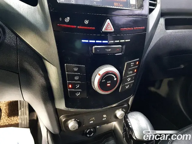 SsangYong TIBOLI 2018 1.6 автомат (гидро), миниатюра 12