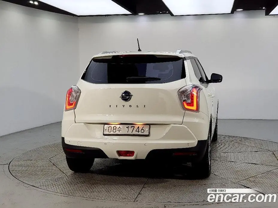 SsangYong TIBOLI 2018 1.6 автомат (гидро), фото 3 SsangYong TIBOLI 2018 1.6 автомат (гидро), фото 3