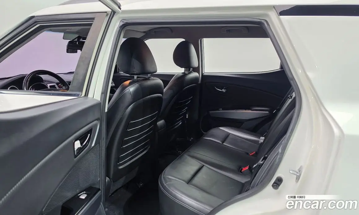 SsangYong TIBOLI 2018 1.6 автомат (гидро), фото 11 SsangYong TIBOLI 2018 1.6 автомат (гидро), фото 11