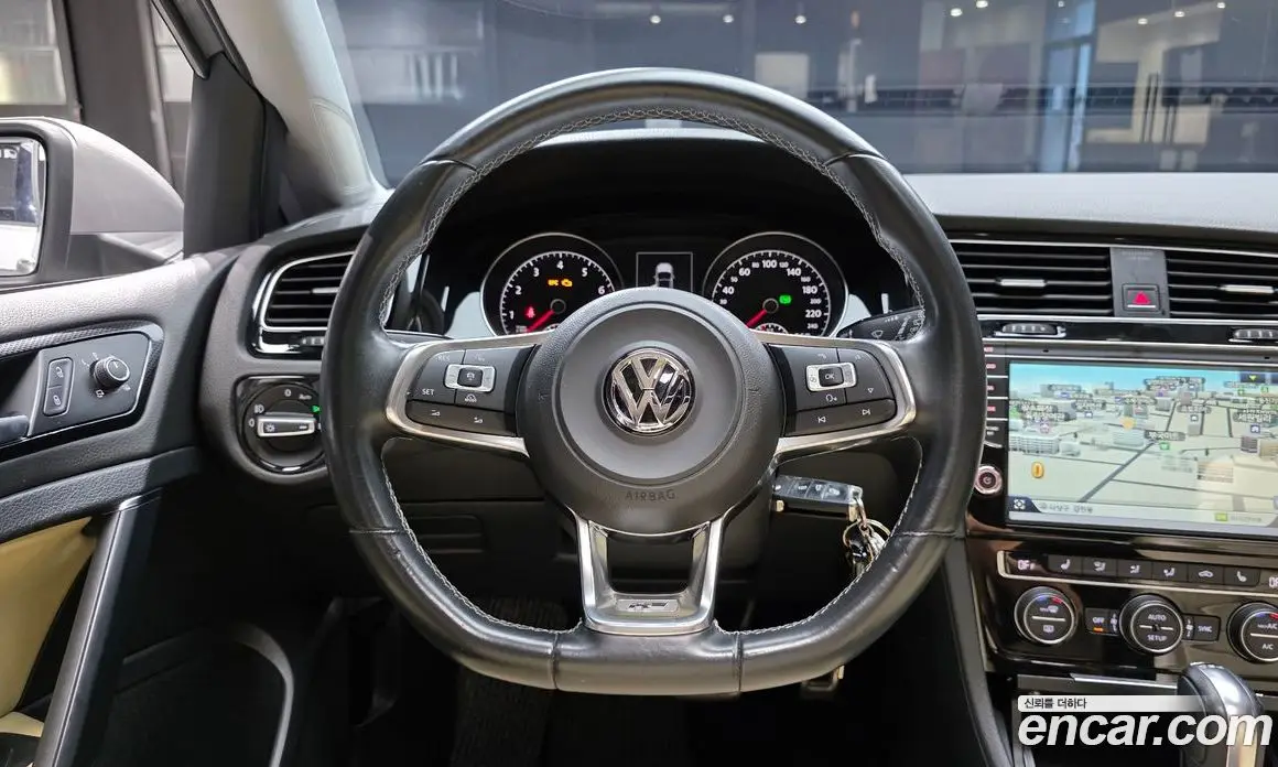 Volkswagen Golf 2014 1.4 автомат (гидро), фото 13
