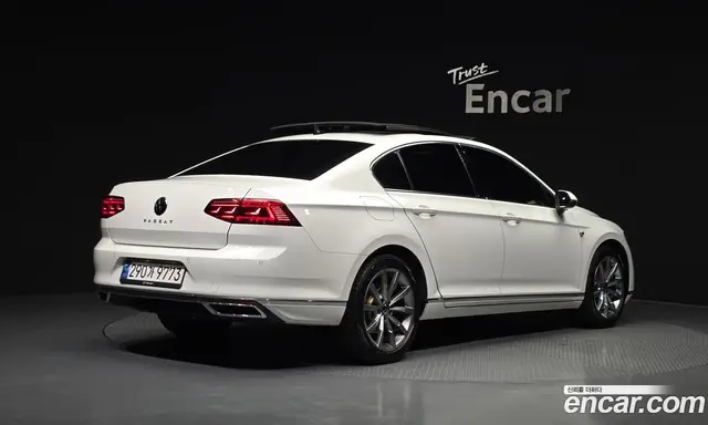 Volkswagen Passat 2021 2.0 автомат (гидро), миниатюра 2 Volkswagen Passat 2021 2.0 автомат (гидро), миниатюра 2