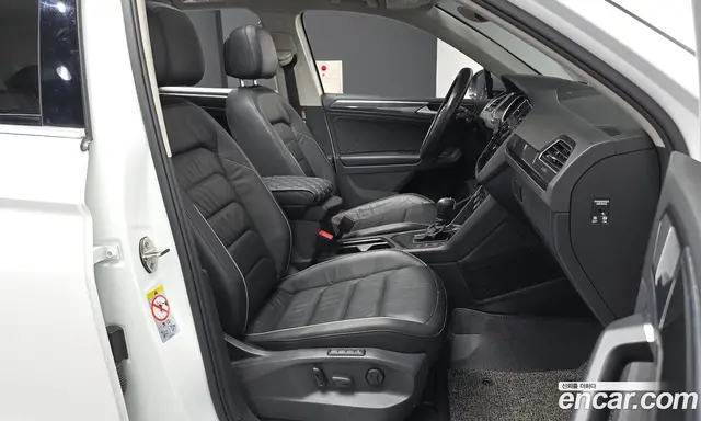 Volkswagen Tiguan 2018 2.0 автомат (гидро), миниатюра 11