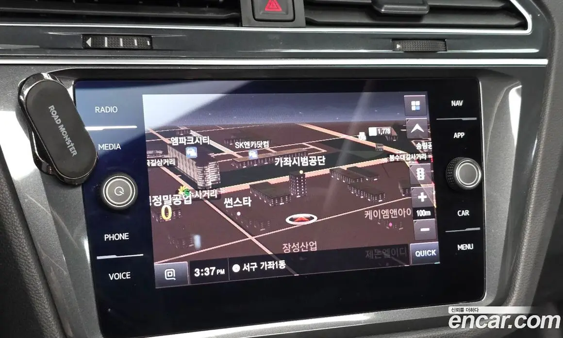 Volkswagen Tiguan 2018 2.0 автомат (гидро), фото 15