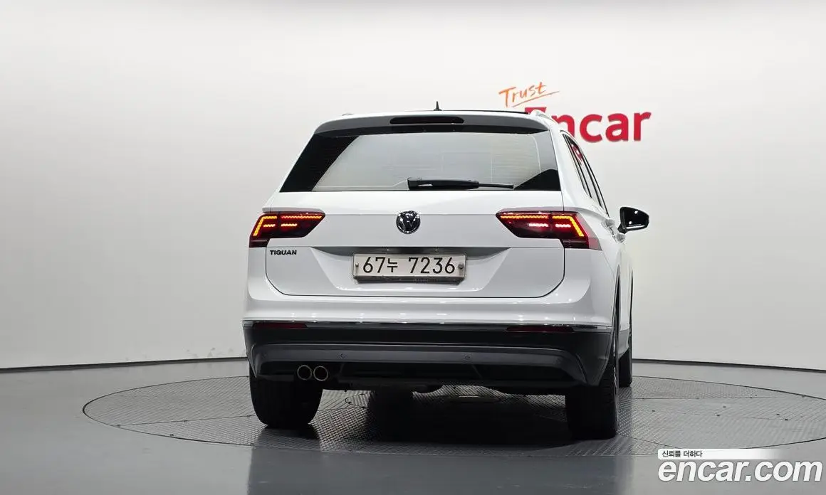 Volkswagen Tiguan 2018 2.0 автомат (гидро), фото 4