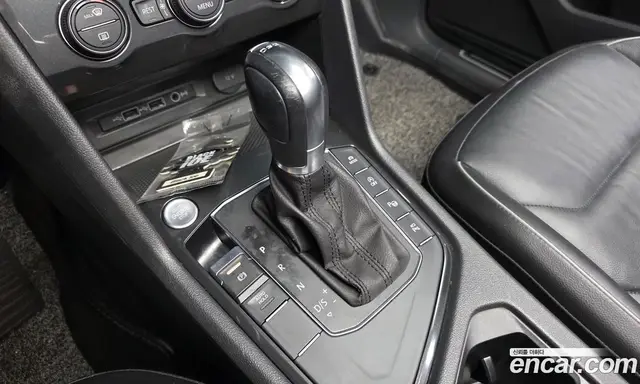 Volkswagen Tiguan 2018 2.0 автомат (гидро), миниатюра 9